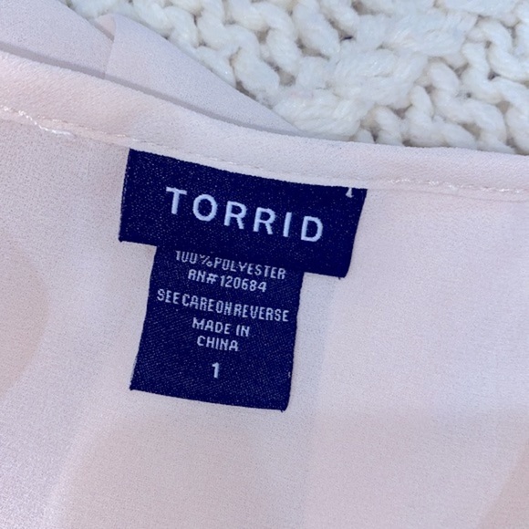 Torrid pale pink top sleeveless size 1X - Picture 4 of 7